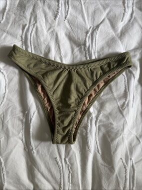 Montce Olive Suede Lulu Bottom